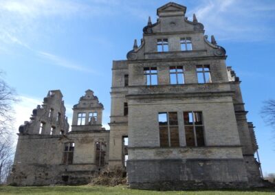 Foto 3. Ungru lossi varemed